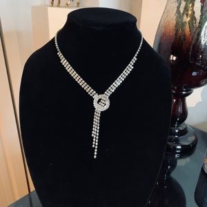 Special occasion faux diamond necklace🤍